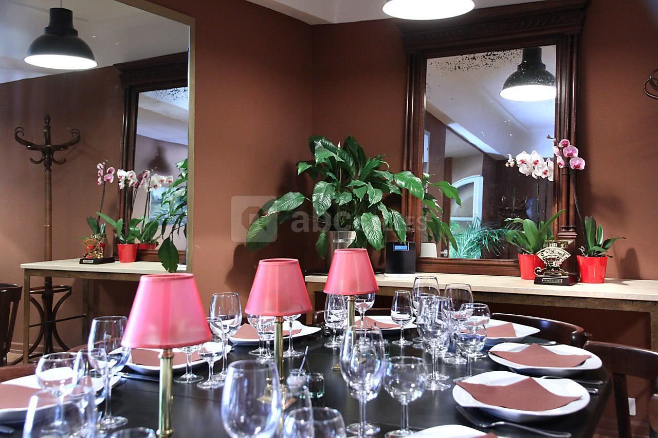 Salon marcel restaurant au petit gari