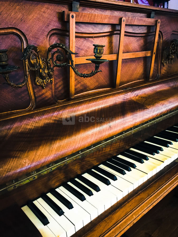 Le 12 Faubourg St Laurent