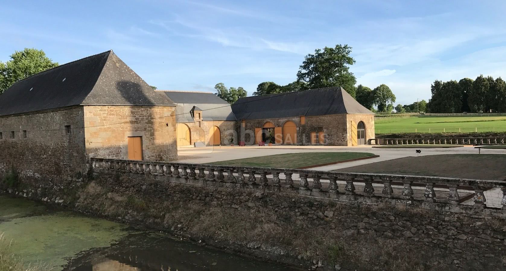 Château Le Rocher Portail