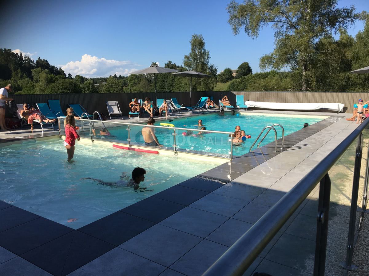 Piscine Camping Les Murmures du Lignon