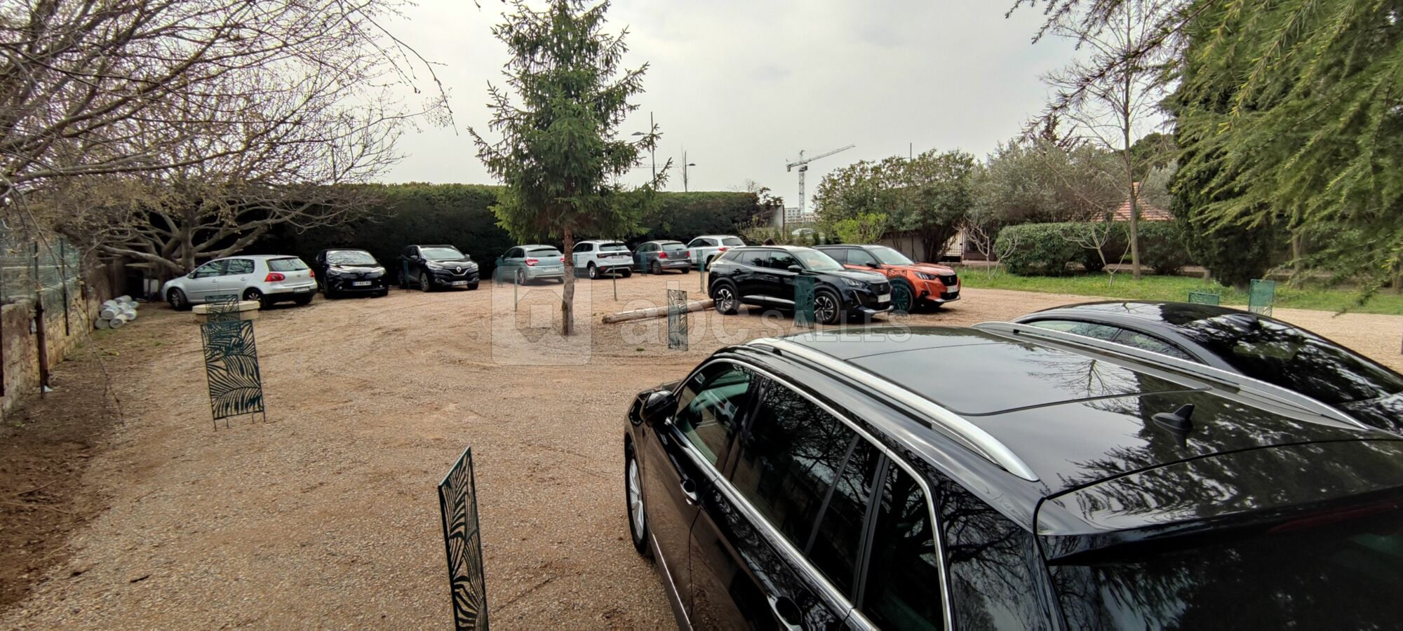 Parking des invités aux Coquilloux réception privée