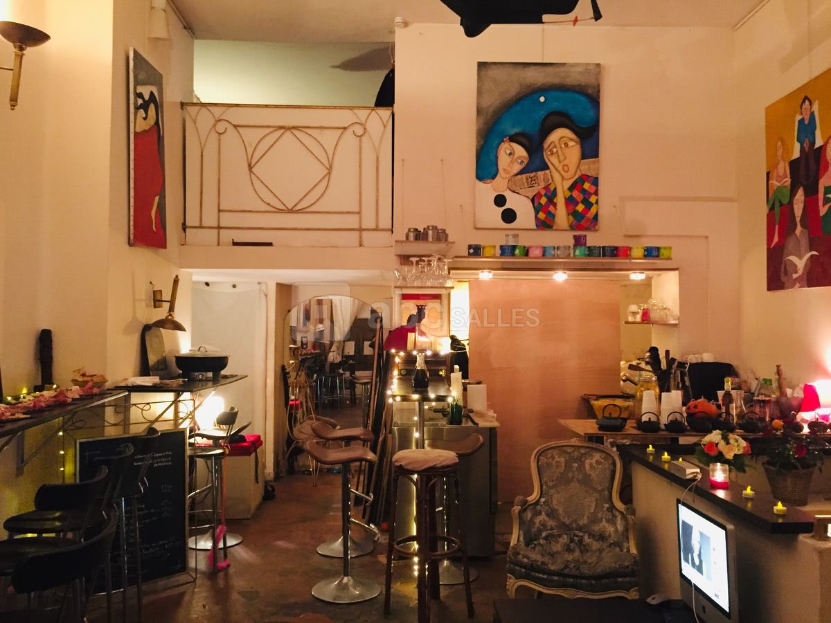 Bar