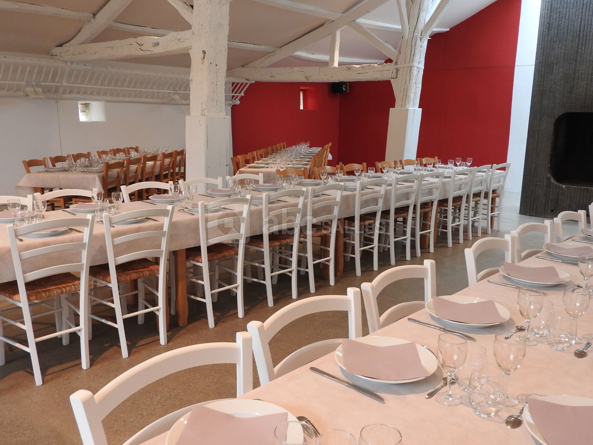 Salle 200 m² - configuration évènement