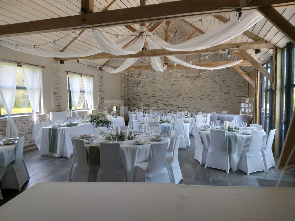 Salle de réception de 80 pers