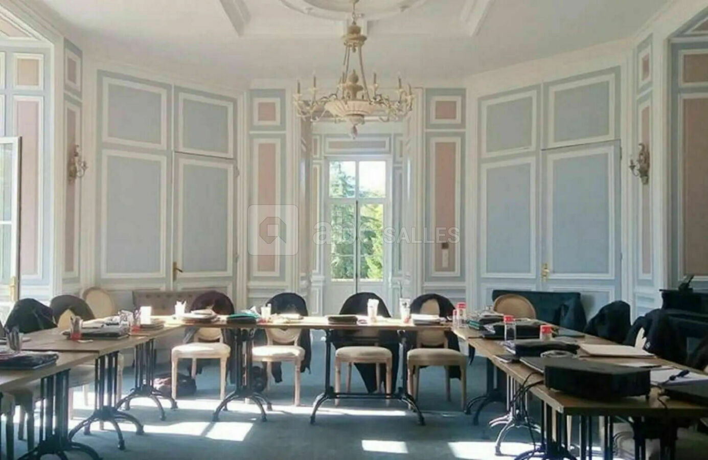 Salon