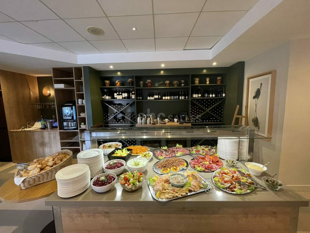 Un buffet pour un repas de groupe