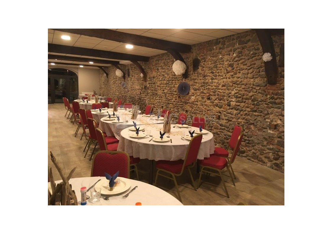 Salle décorée pour mariage