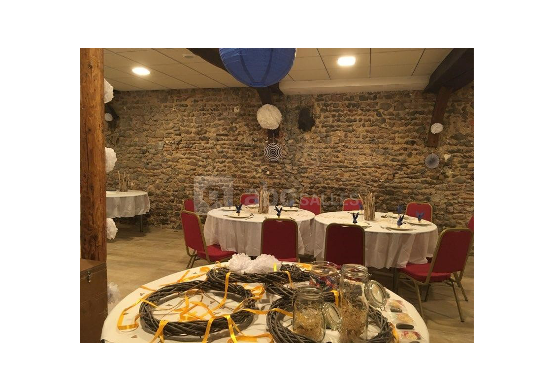 Salle décorée pour mariage