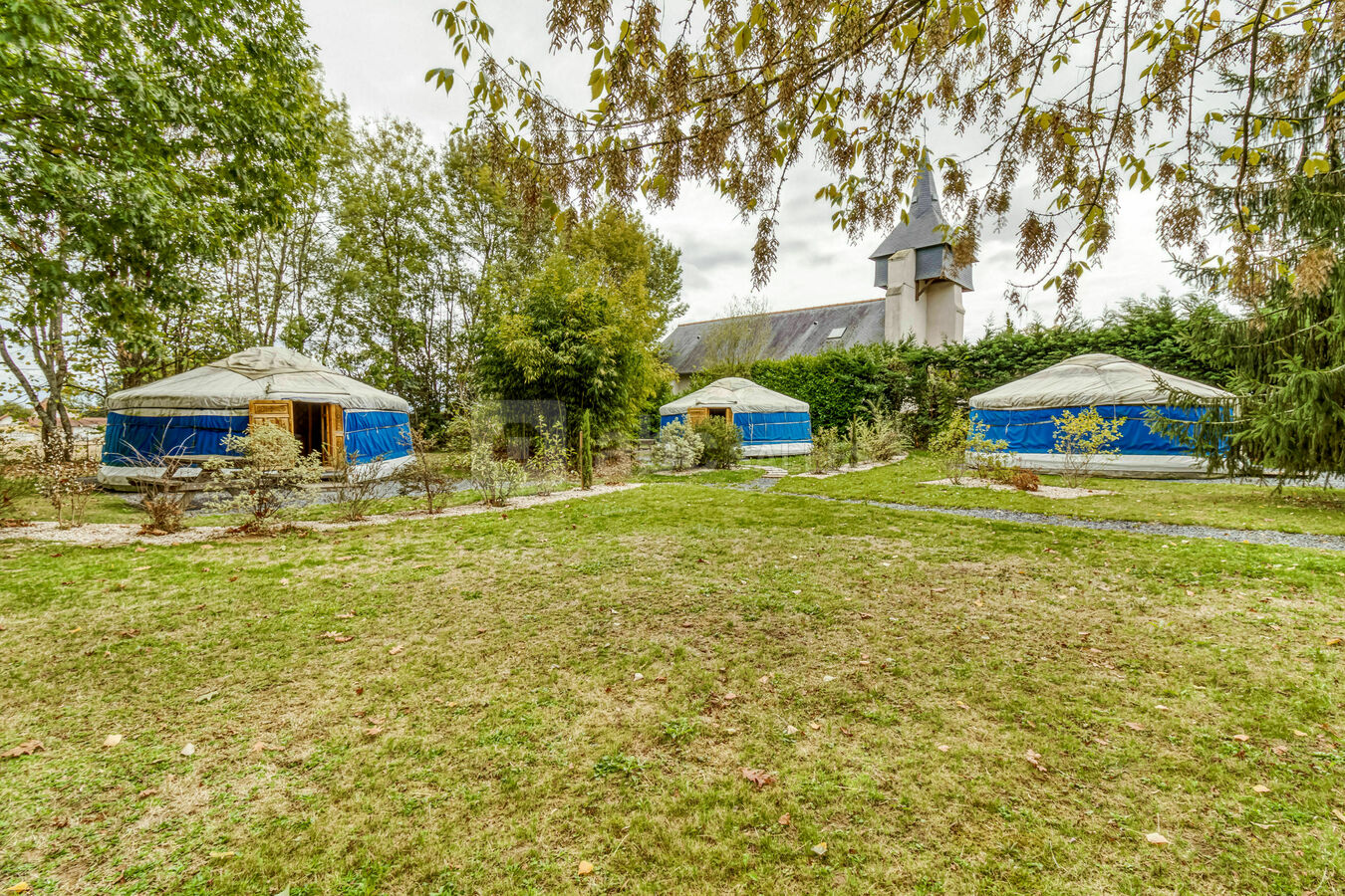 Nos trois yourtes mongoles
