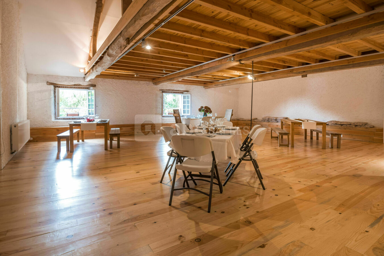 Salle de réception et de réunion 100m²