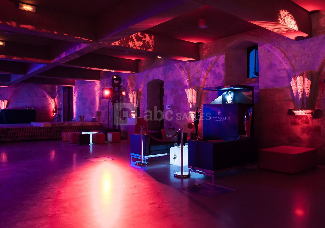 Soirée lounge dans la salle des moines