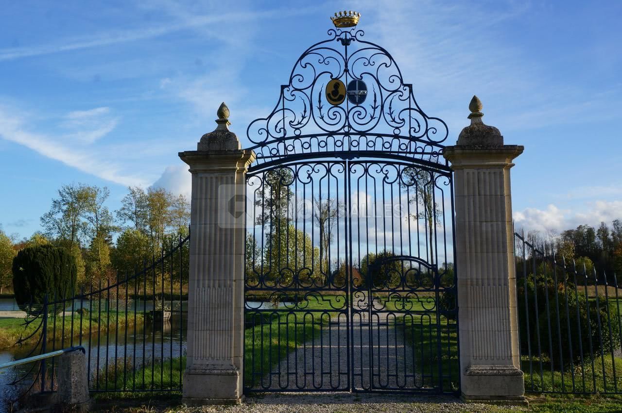 Portail d'accès au parc