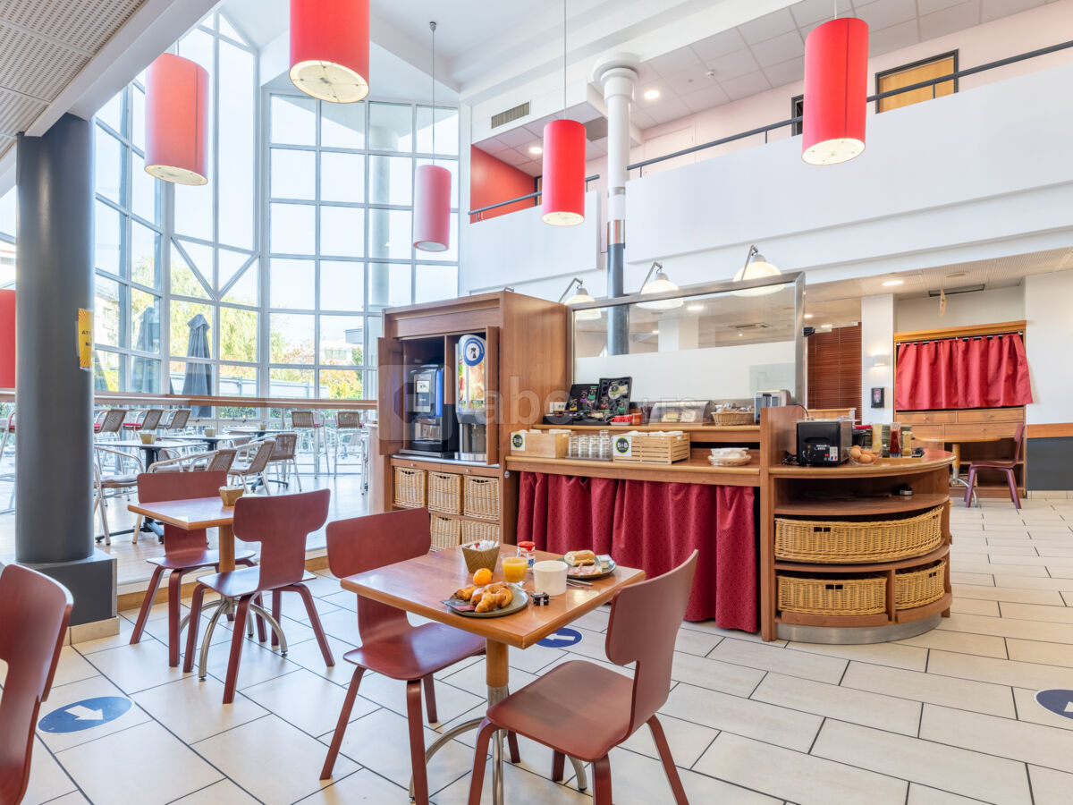 Salle de petit-déjeuner