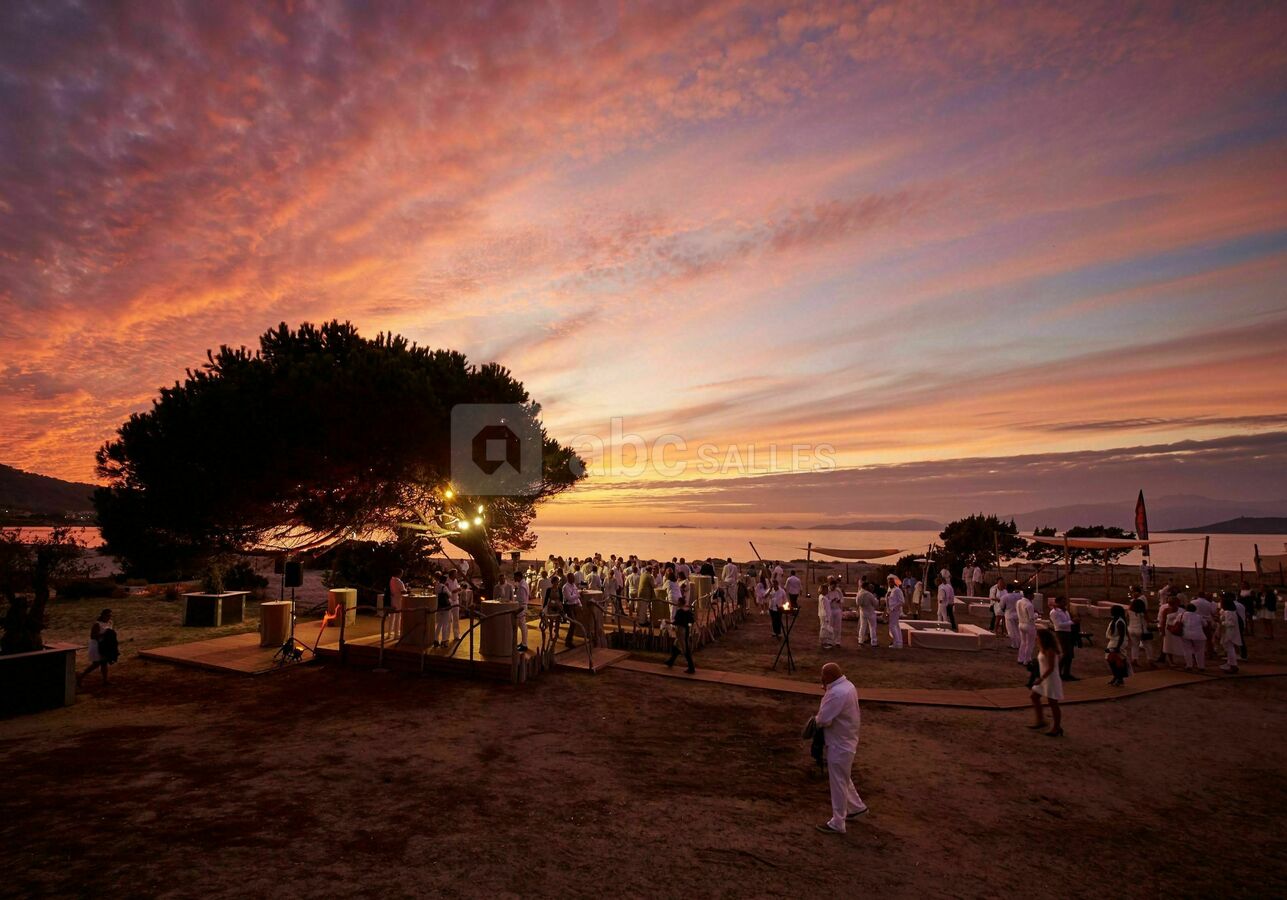 Domaine privé sur la plage de Mare E Sole