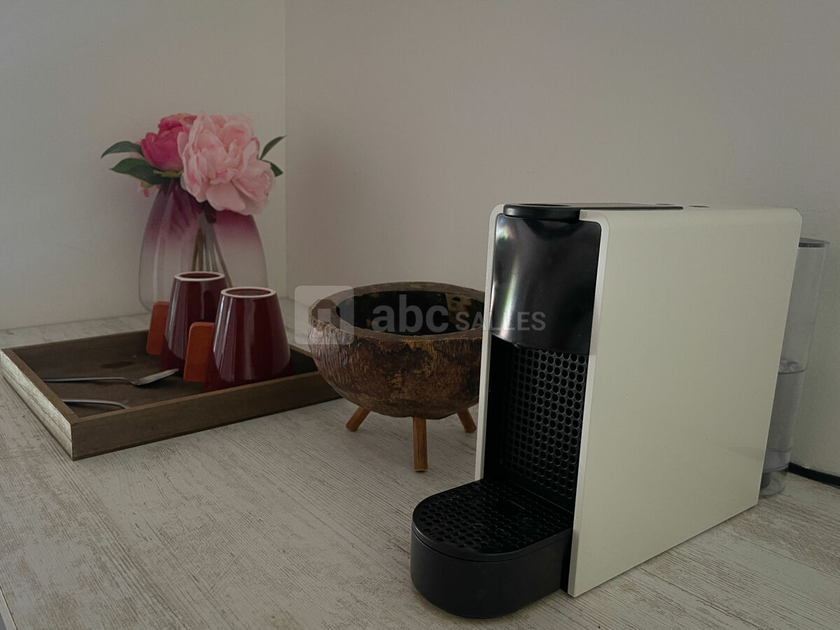 Espace café Hibiscus F2