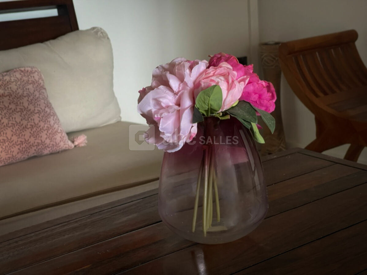 Salon Hibiscus F2