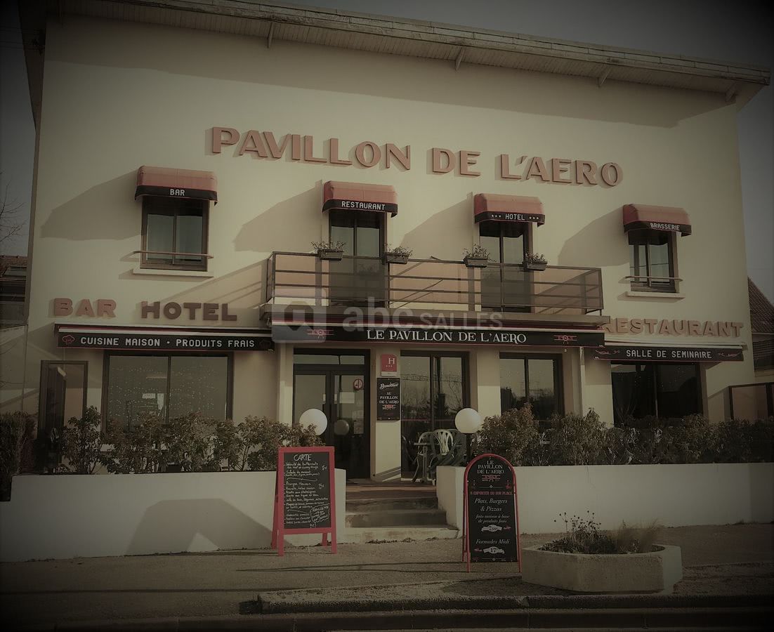 Façade du Pavillon de l'Aéro
