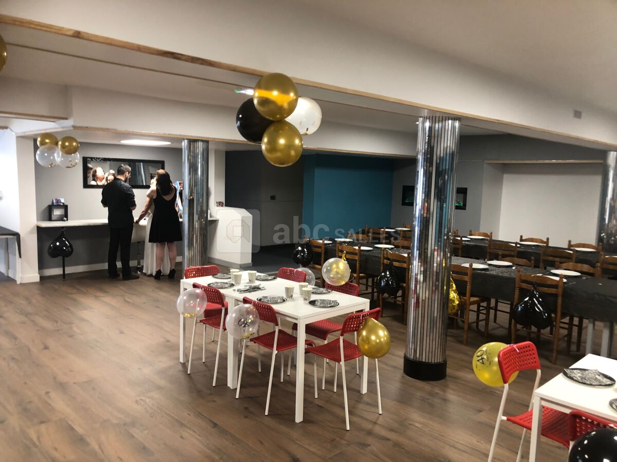 Salle de réception    " Le Canik "