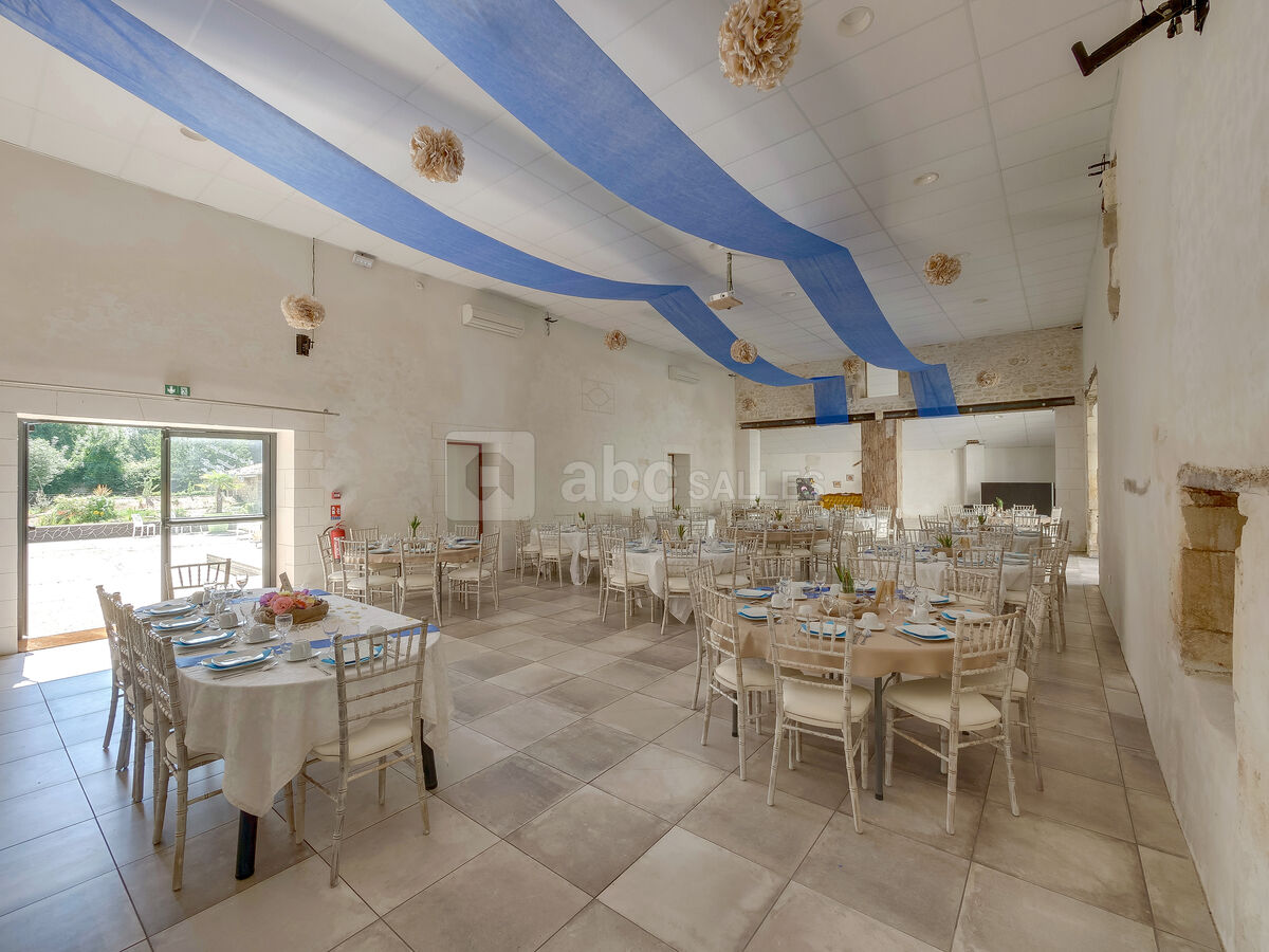 Salle de réception - accès terrasse