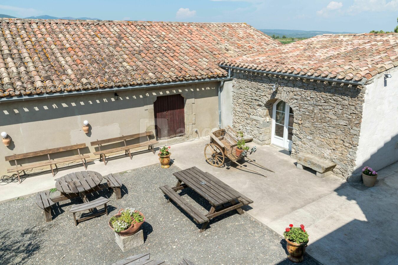 Cour extérieure de 200 m²