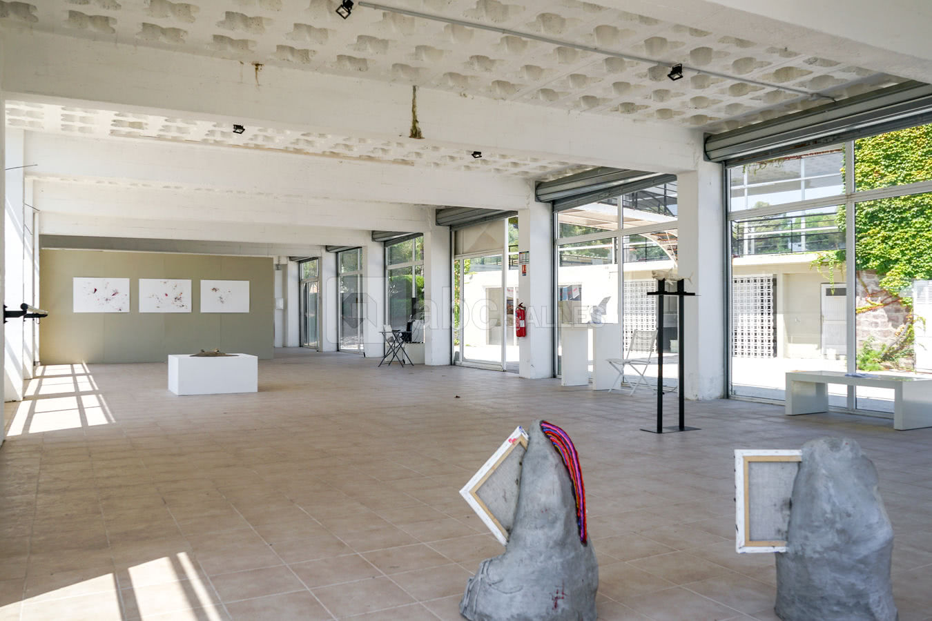 Salle en installation galerie vue terre