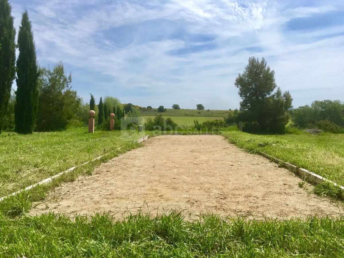 Terrain de boule