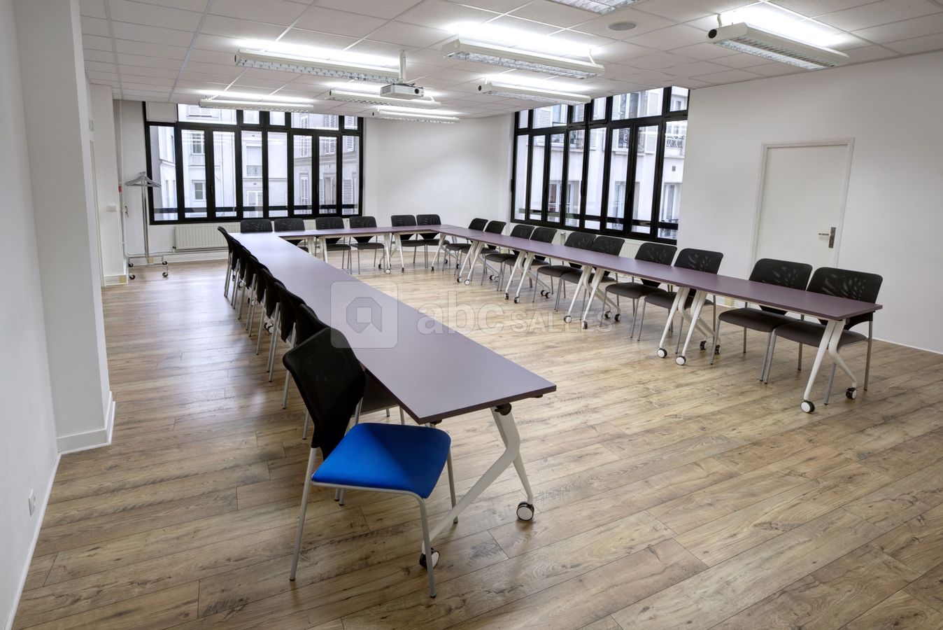 EspacesRéunion.com - Salle Saint Rémy en U