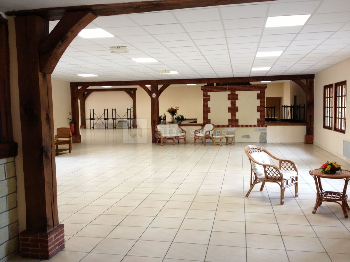 Espace cocktail et ses salons en rotin