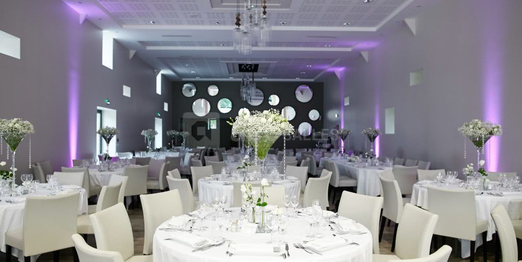 Salle de réception (FERME)
