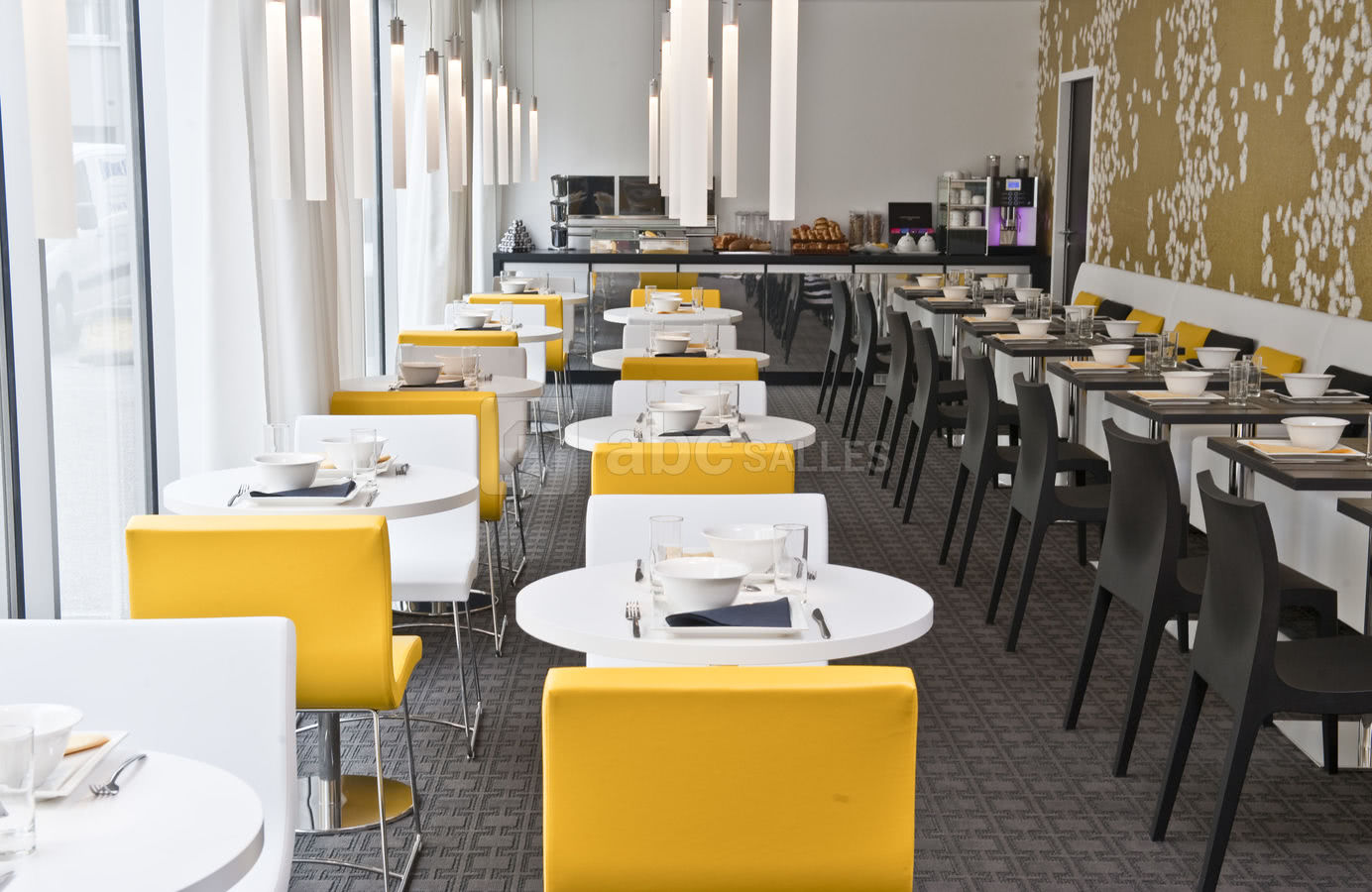 Salle petit déjeuner
