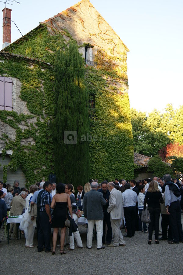 La facade nord avec fours a chaux