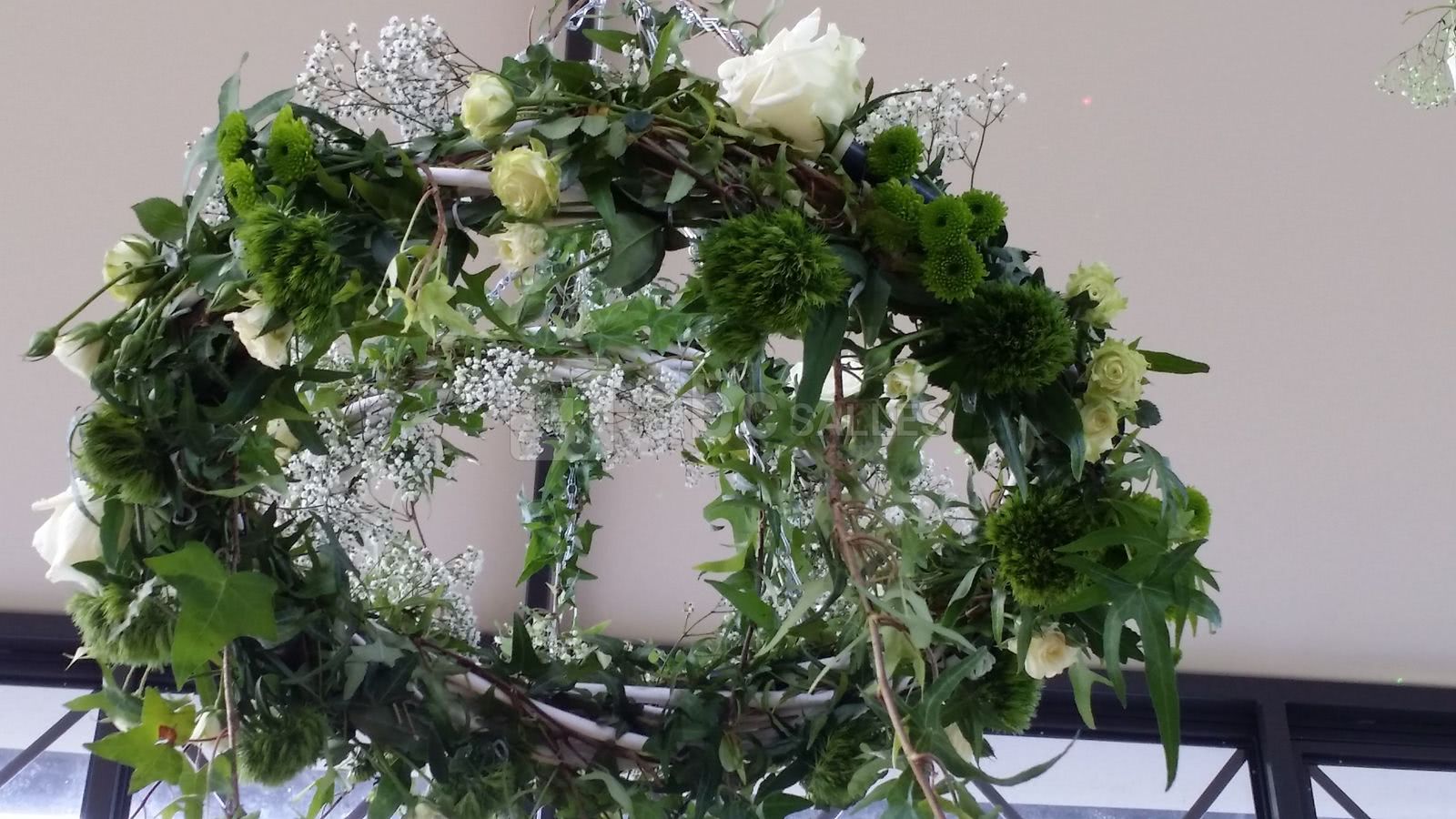 Guirlande de feuillage par le Château de La Trye