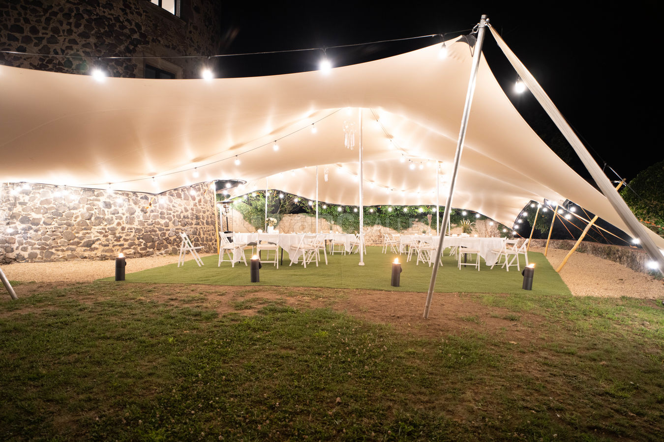 Grand chapiteau de 250m²
