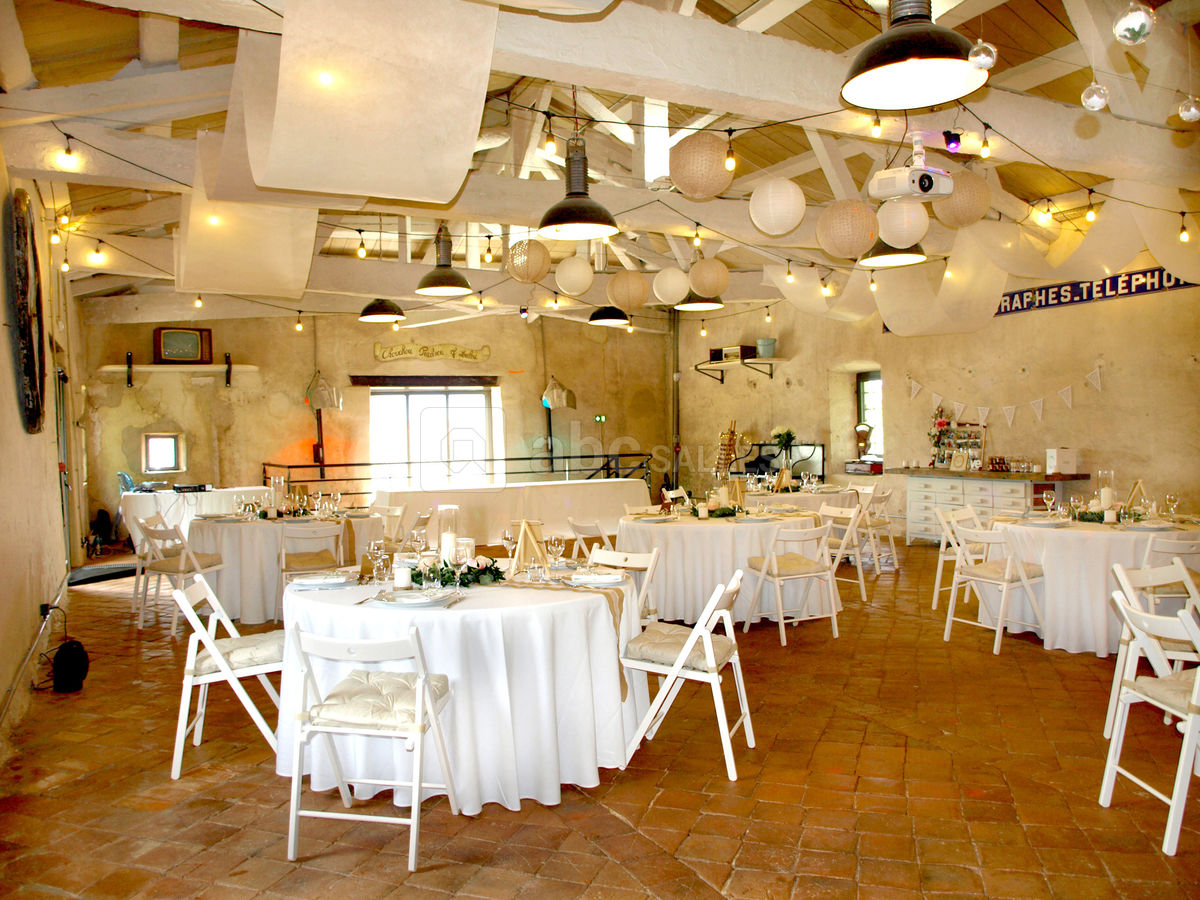 Salle de mariages/séminaires 1er étage