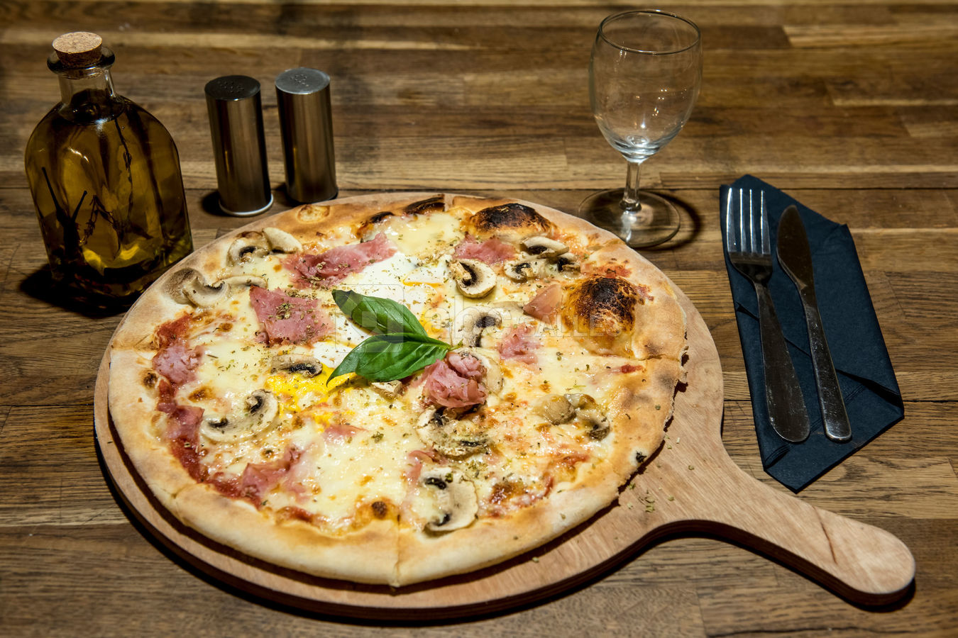 Pizza artisanale Regina