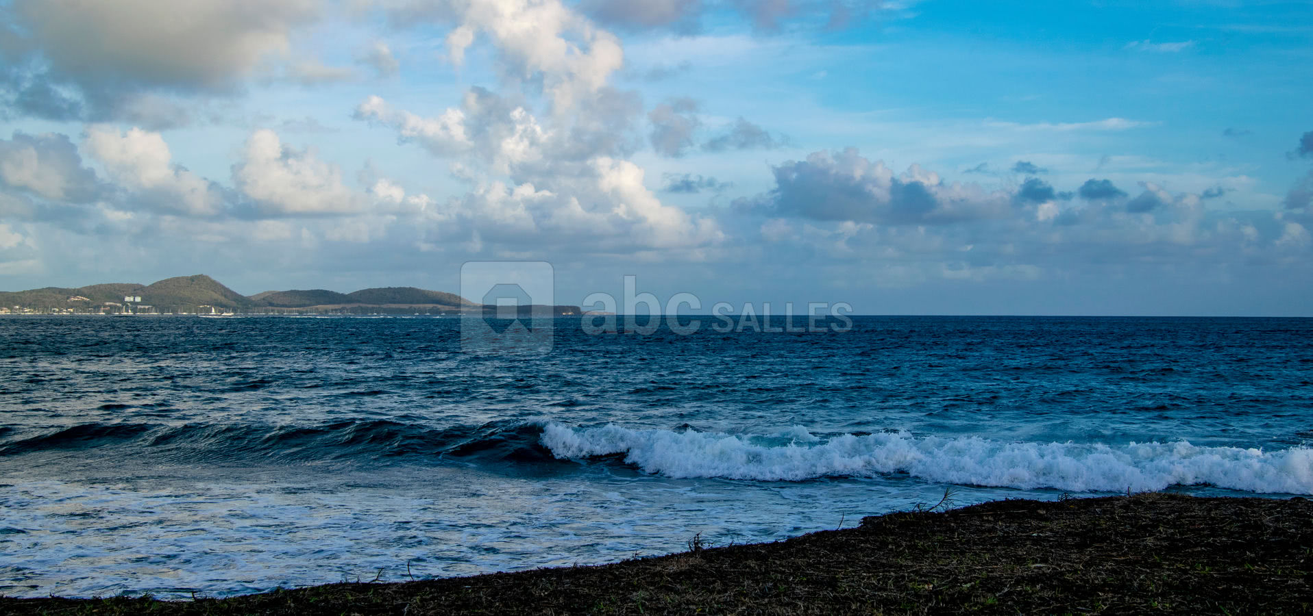 VUE, ACCÈS A LA MER