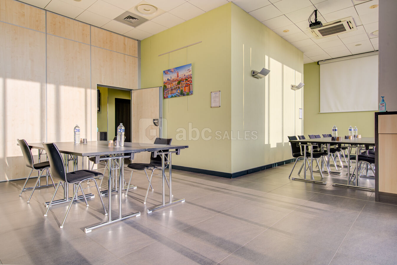 Salon Orchidée - 51 m²