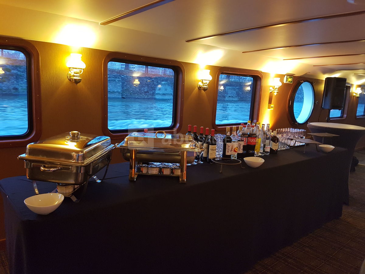 La péniche Sans Souci en cocktail