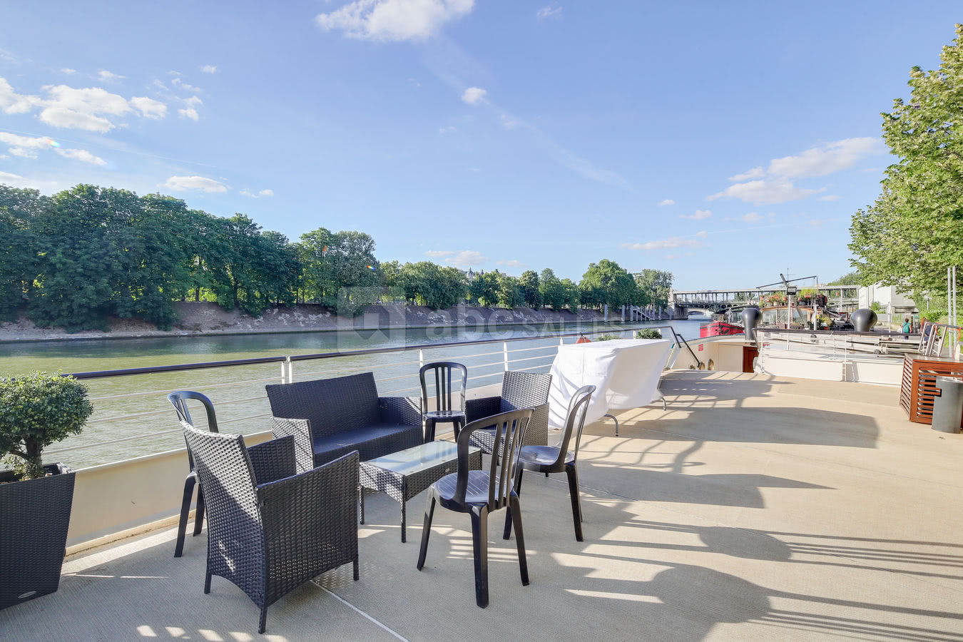 Quai de Grenelle Sans-Souci