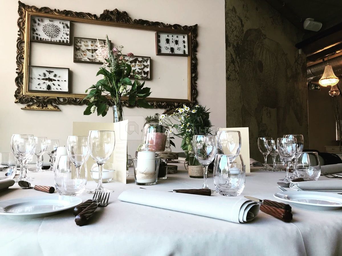 Repas assis, art de table