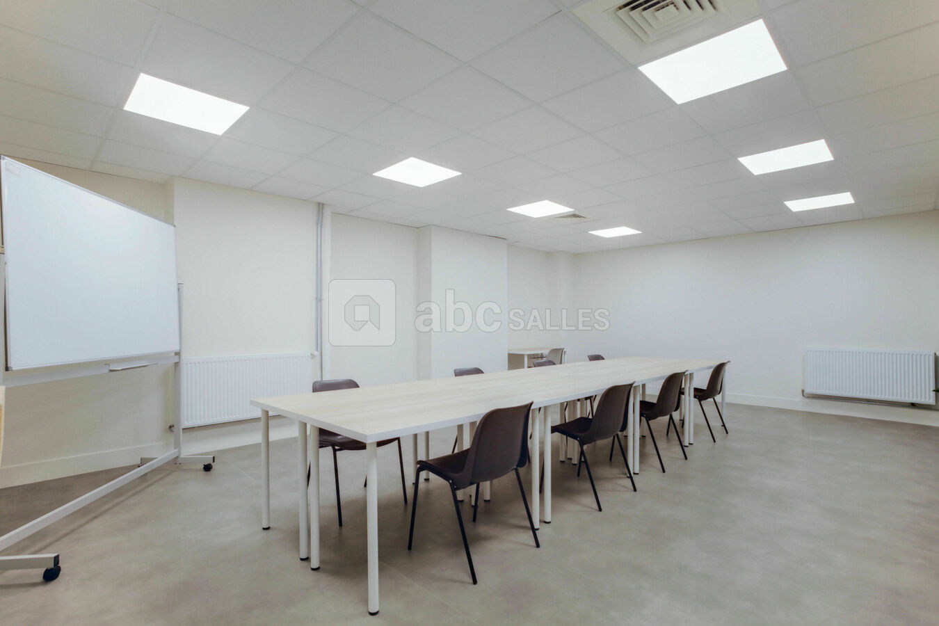 Salle FAR-Away