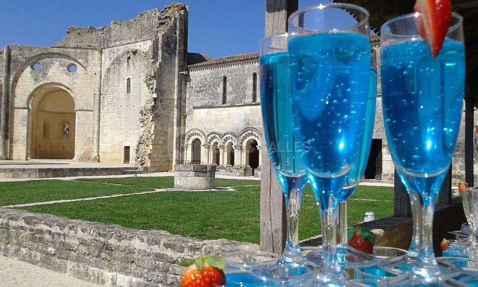 Cocktail vue sur l'abbaye