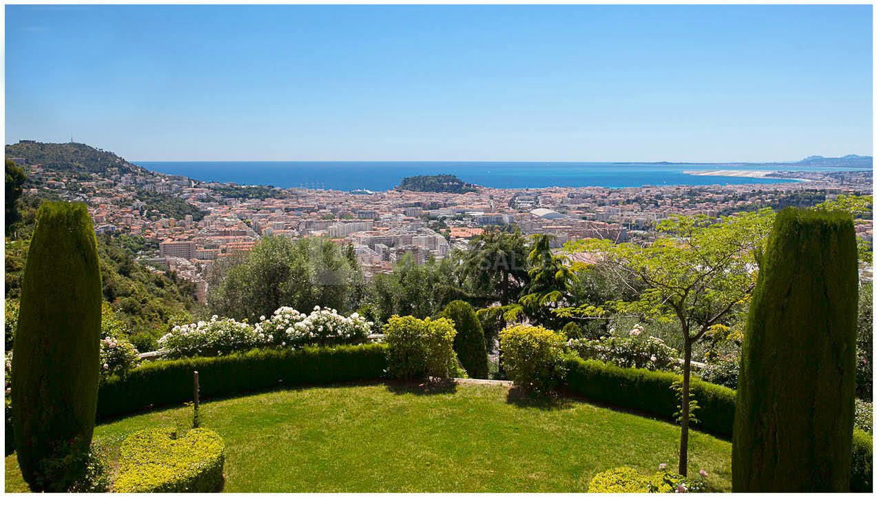 Jardin et vue panoramique