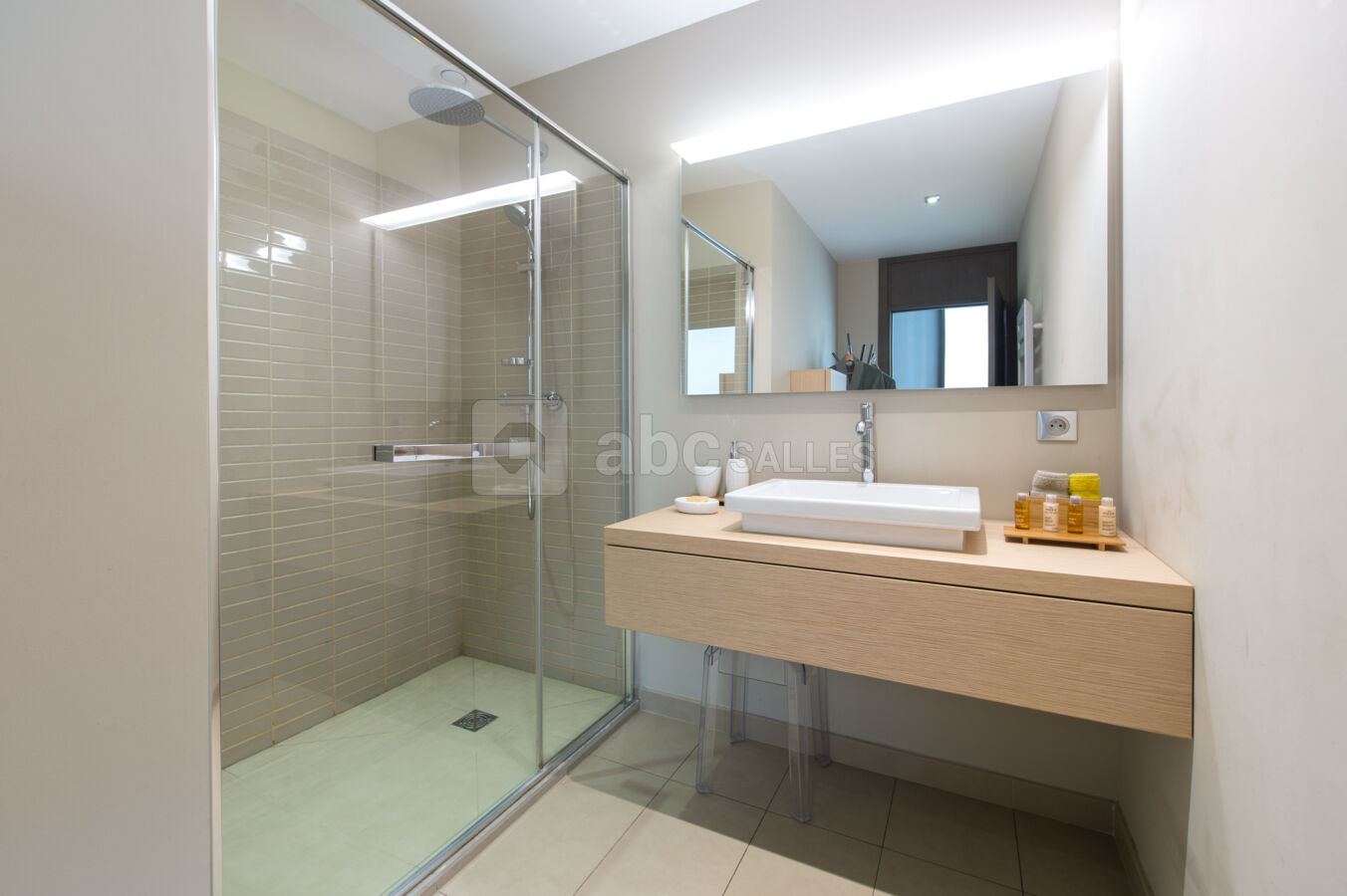 Salle de bain chambre