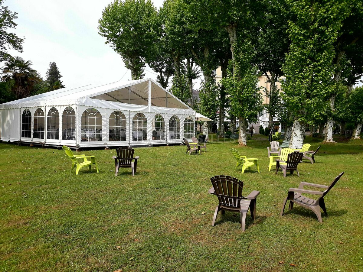 Parc de 2 000 m²