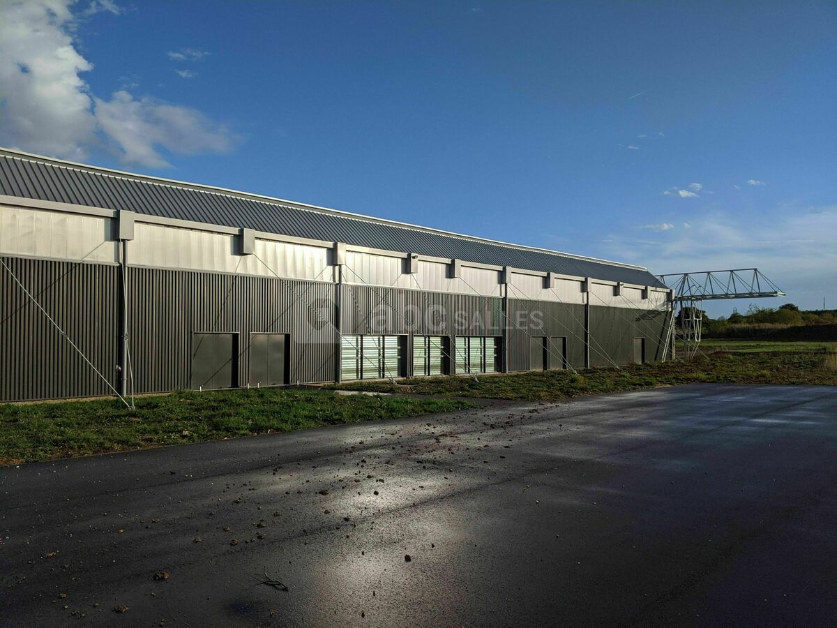 Hangar