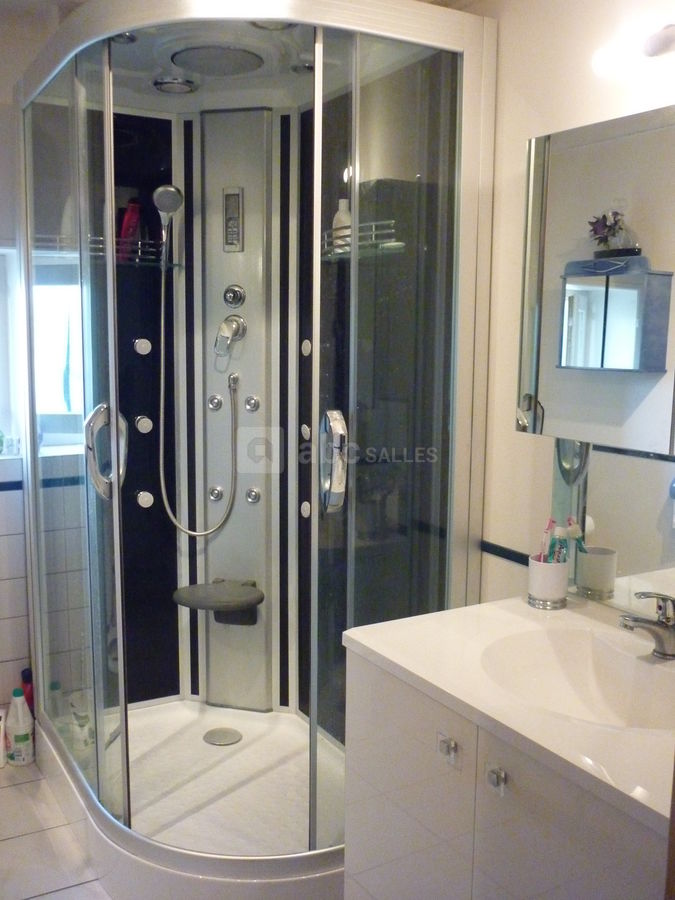 La salle de bain du grand gîte