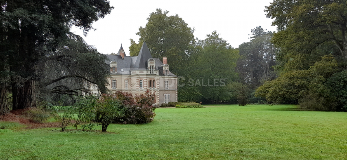 Vue d'ensemble du deuxième jardin  du château