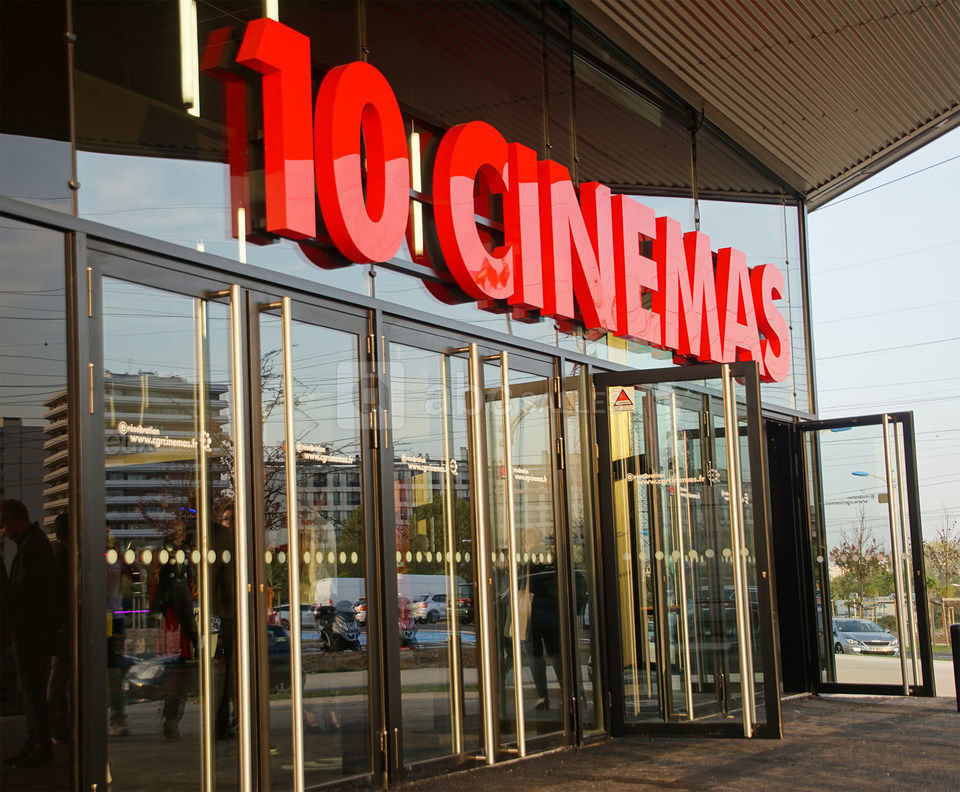 Devanture du cinéma