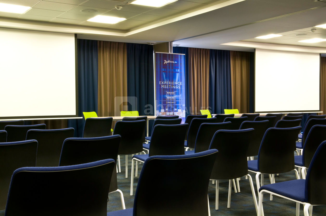 Plénière de 270 m2